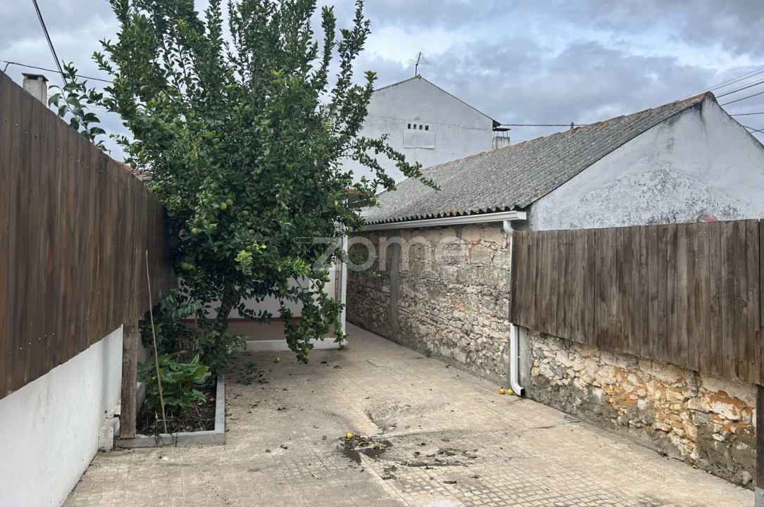 Moradia T2 para Venda em Azambujeira e Malaqueijo Foto 18