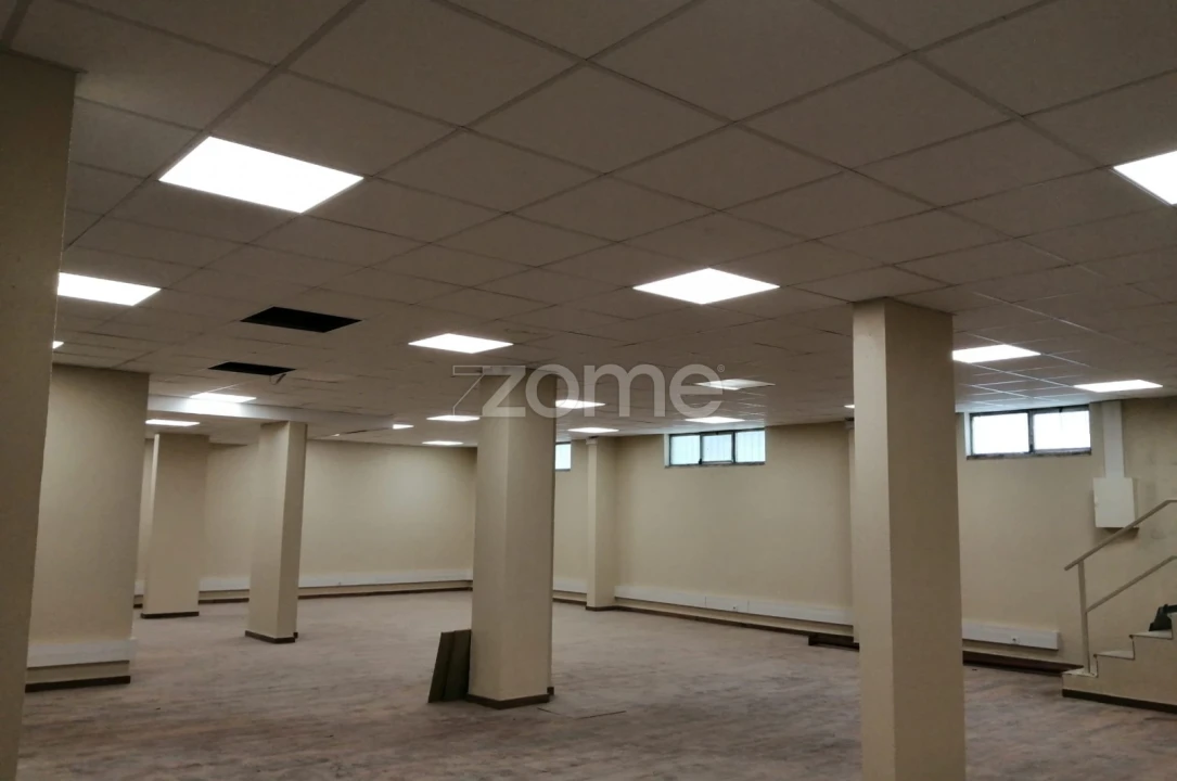 Terreno Comércio / Armazém para Arrendamento em Águas Livres Foto 20