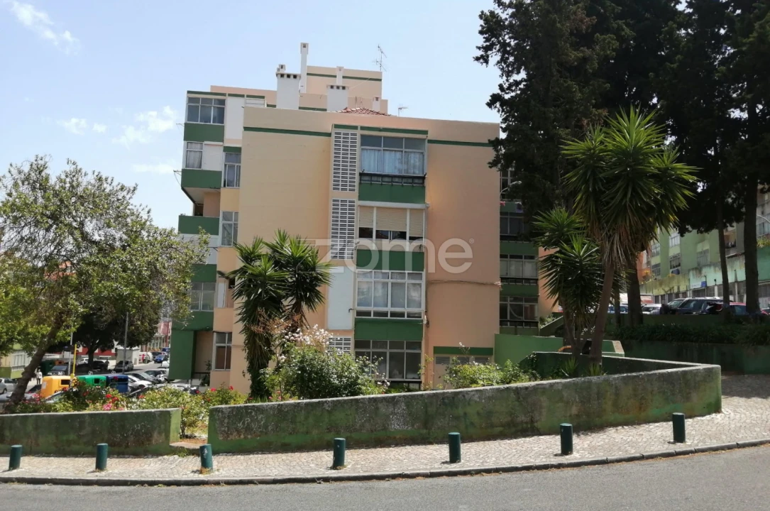 Terreno Comércio / Armazém para Arrendamento em Águas Livres Foto 27