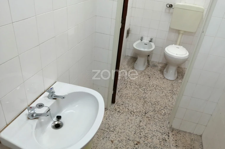 Terreno Comércio / Armazém para Arrendamento em Águas Livres Foto 18