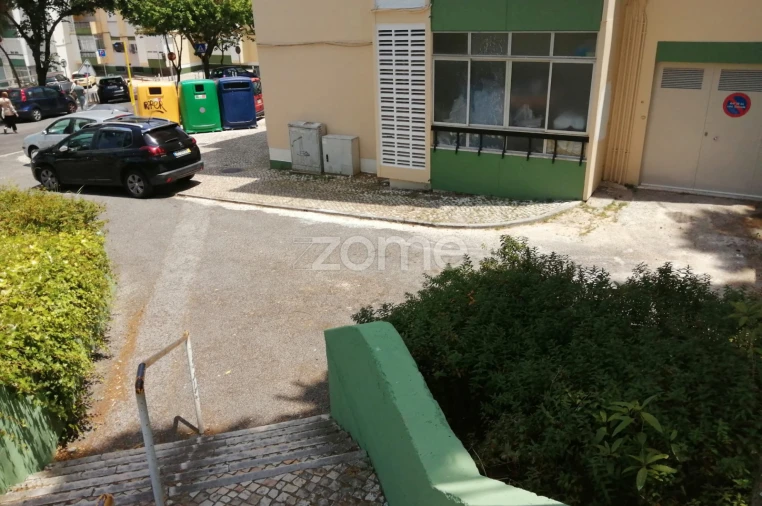 Terreno Comércio / Armazém para Arrendamento em Águas Livres Foto 25