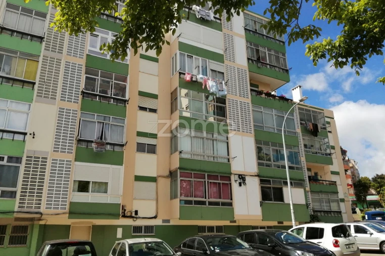 Terreno Comércio / Armazém para Arrendamento em Águas Livres Foto 30