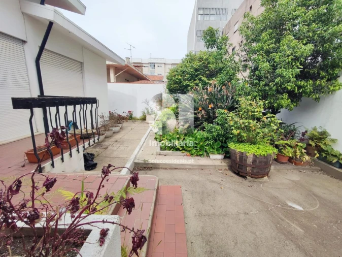 Moradia T4 para Venda em Cidade da Maia Foto 6