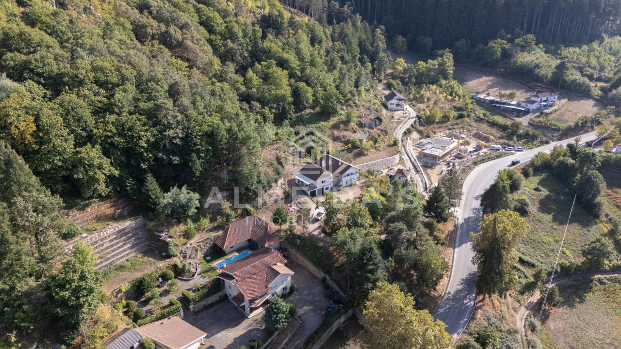 Moradia T4 para Venda em Vila Pouca de Aguiar Foto 4