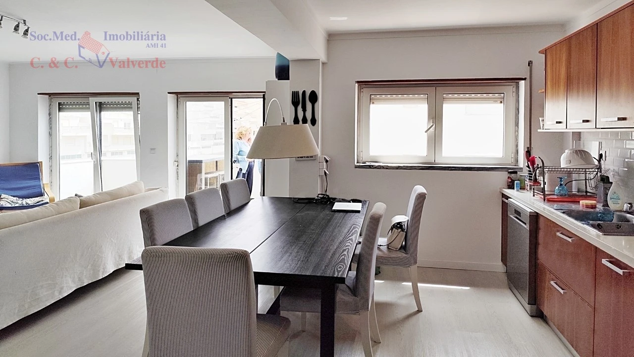 Apartamento T2 para Venda em A dos Cunhados e Maceira Foto 5