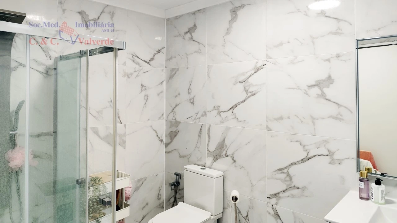 Apartamento T2 para Venda em A dos Cunhados e Maceira Foto 10