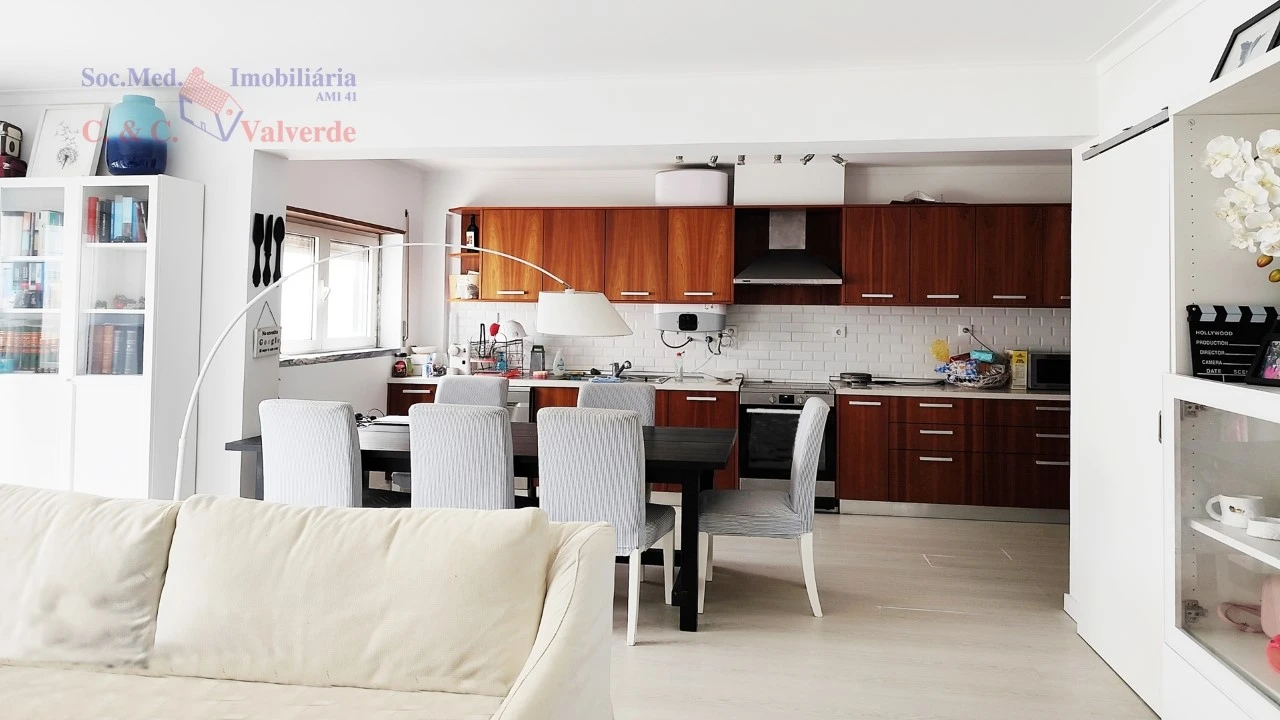 Apartamento T2 para Venda em A dos Cunhados e Maceira Foto 18