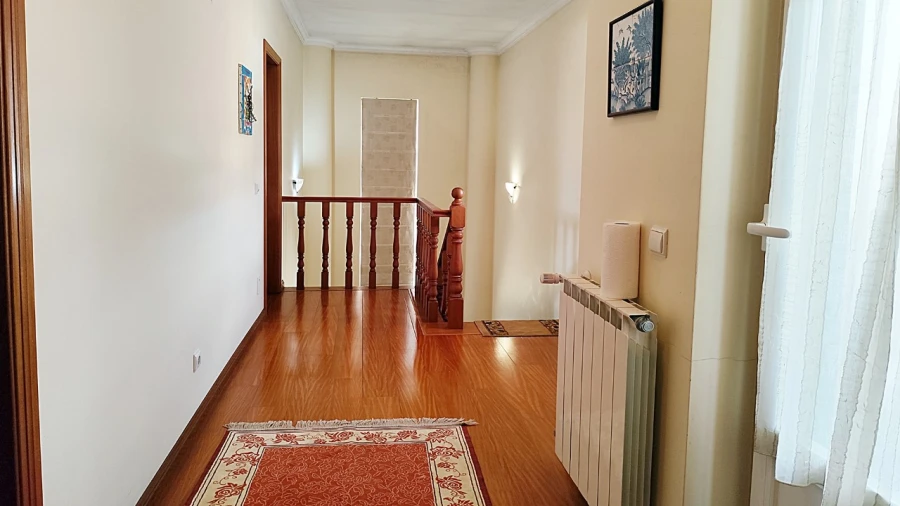 Moradia T4 para Venda em Silveira Foto 19