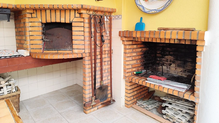 Moradia T4 para Venda em Silveira Foto 35