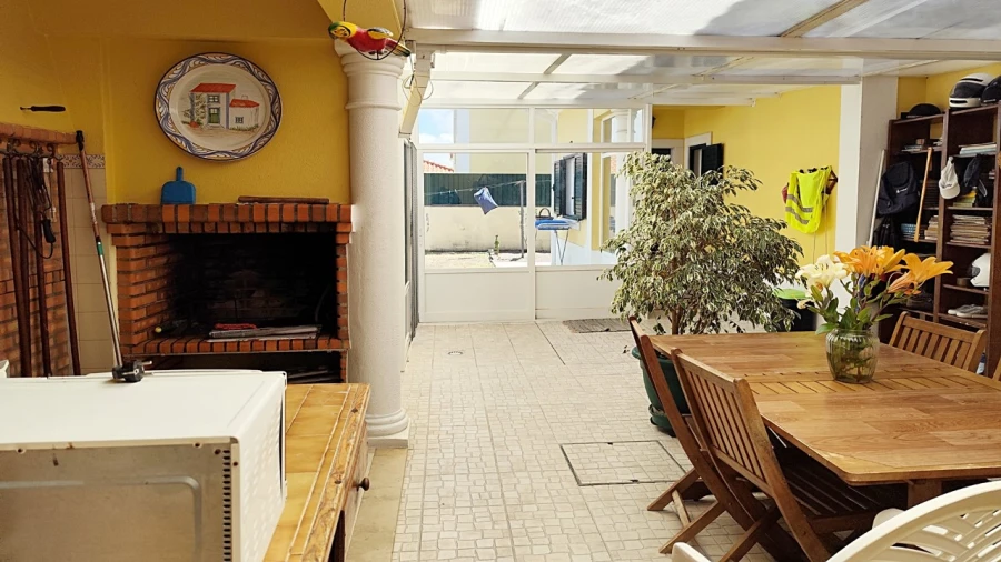 Moradia T4 para Venda em Silveira Foto 36