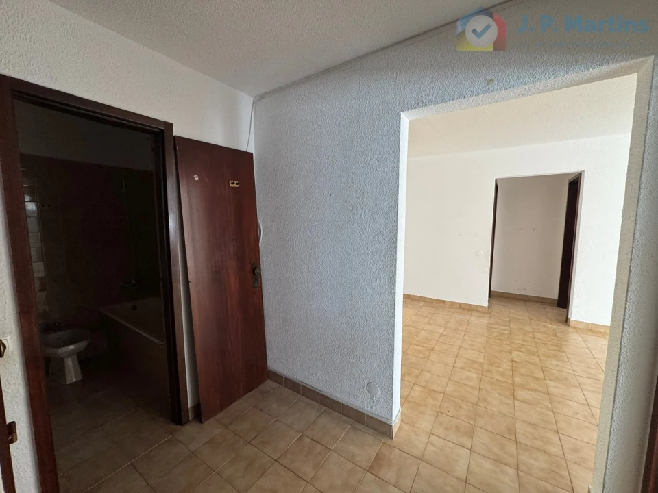 Apartamento T2 para Venda em Corroios Foto 4