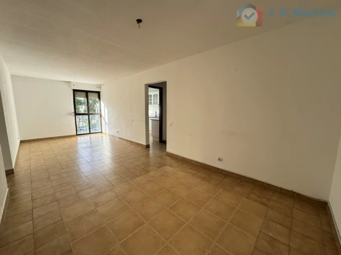 Apartamento T2 para Venda em Corroios Foto 6