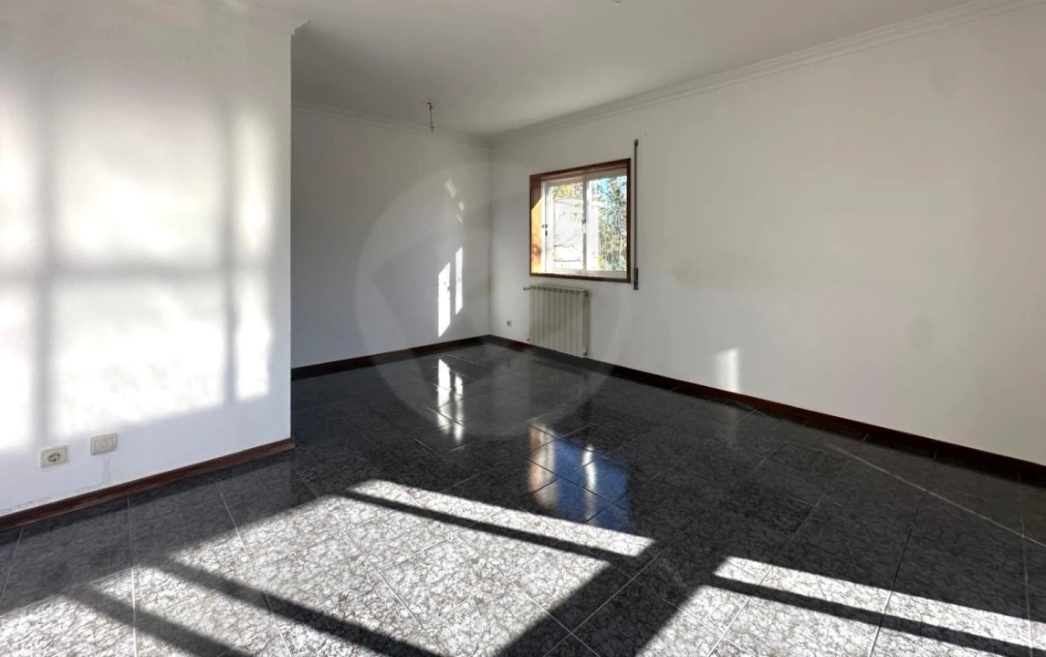 Apartamento T3 para Venda em Retorta e Tougues Foto 2