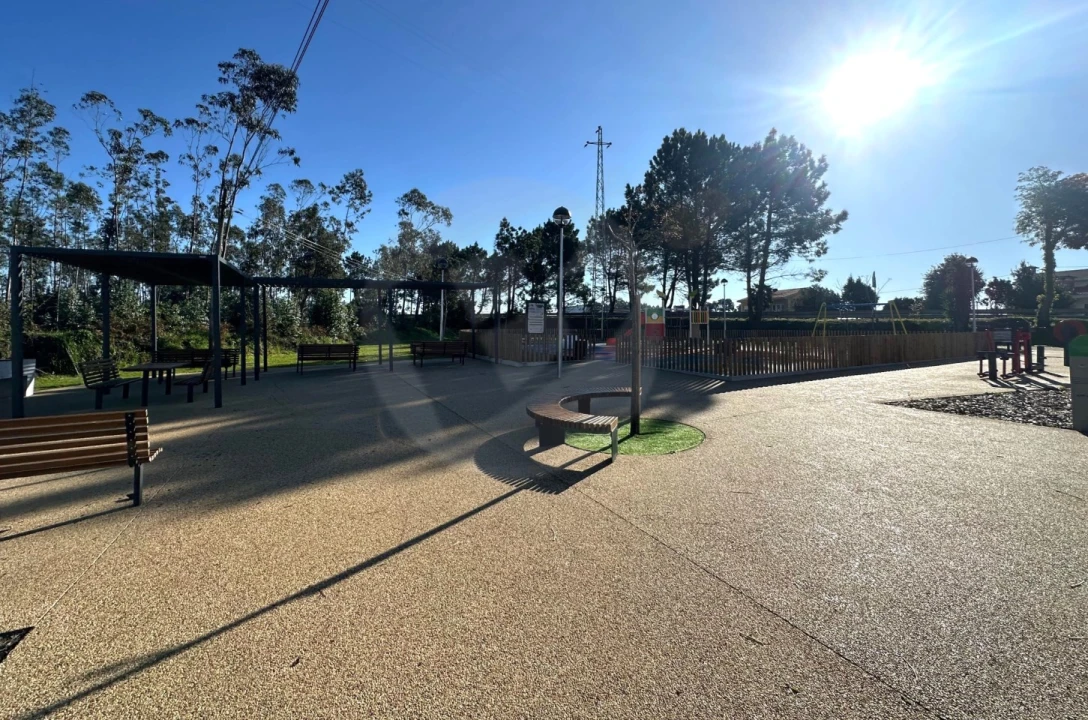 Apartamento T3 para Venda em Retorta e Tougues Foto 17