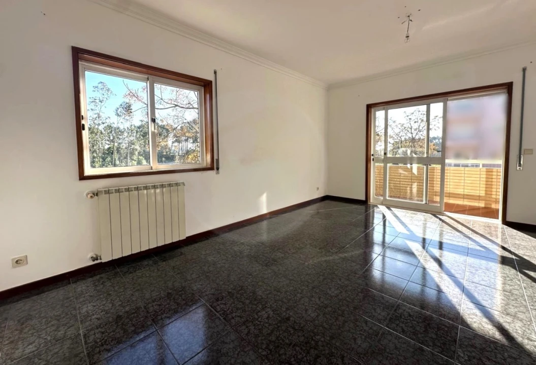 Apartamento T3 para Venda em Retorta e Tougues Foto 18