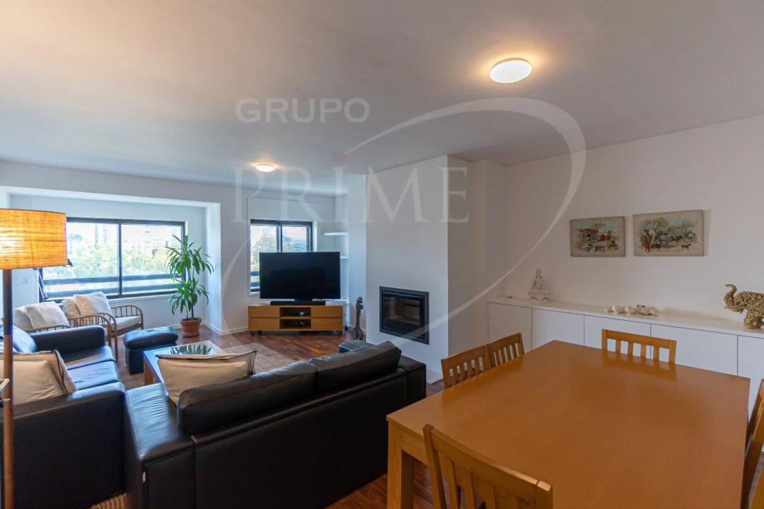 Apartamento T3 para Venda em Ramalde Foto 5