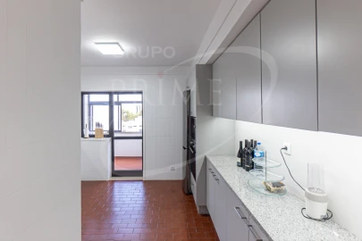 Apartamento T3 para Venda em Ramalde
