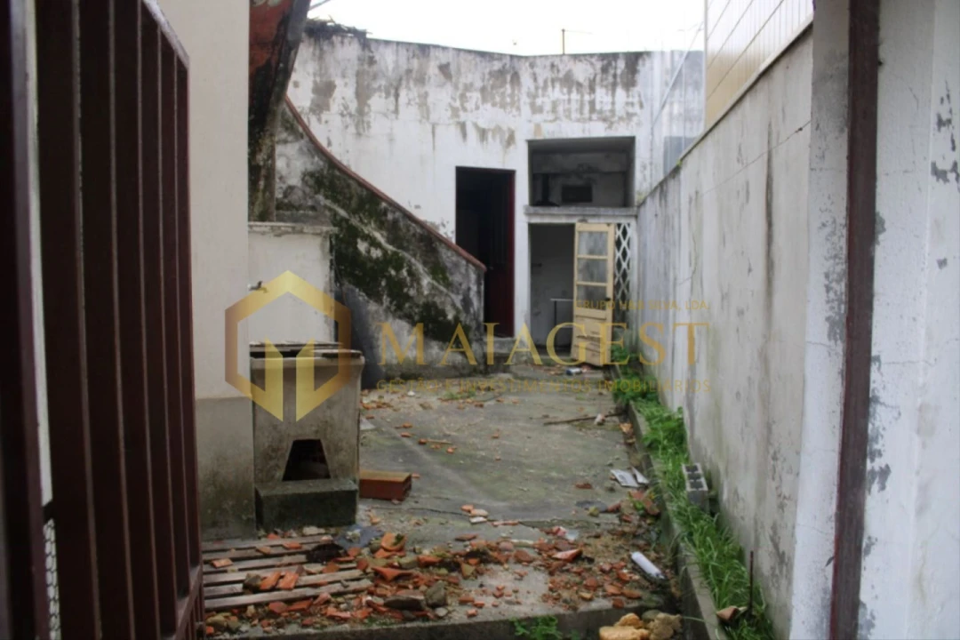 Moradia T6 para Venda em Mafamude e Vilar do Paraíso Foto 6