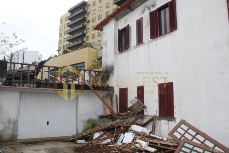 Moradia T6 para Venda em Mafamude e Vilar do Paraíso Foto 4