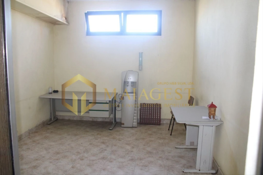 Armazém para Venda em Lourosa Foto 19