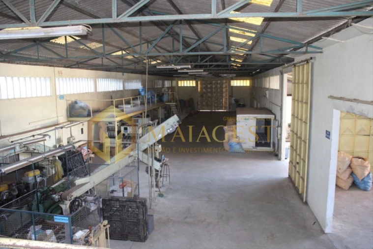 Armazém para Venda em Lourosa Foto 8