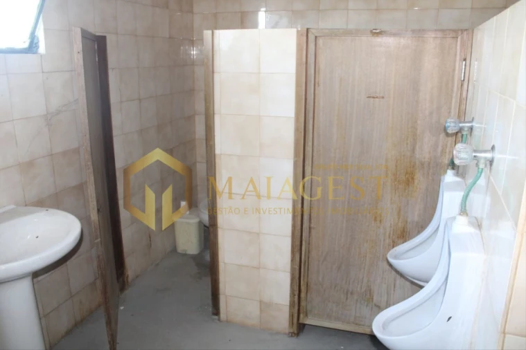 Armazém para Venda em Lourosa Foto 20