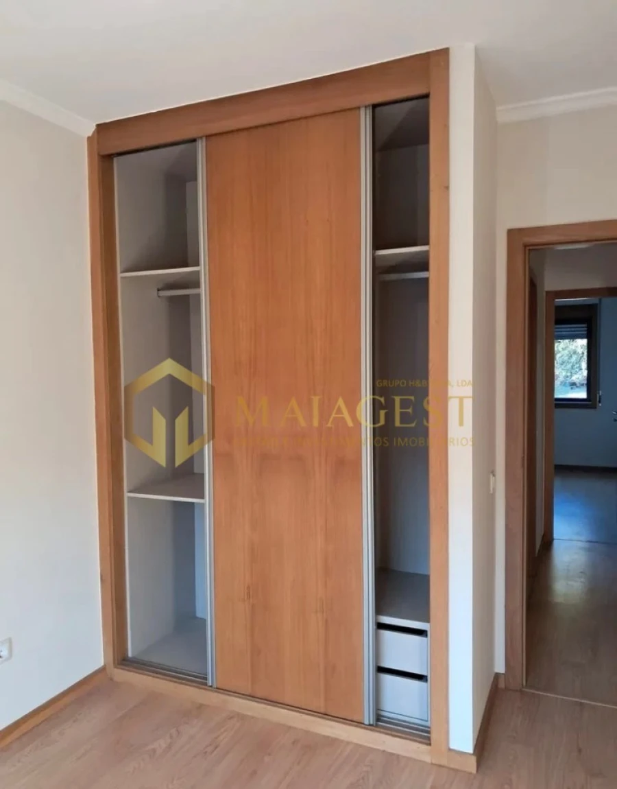 Apartamento T2 para Arrendamento em São Mamede de Infesta e Senhora da Hora Foto 9