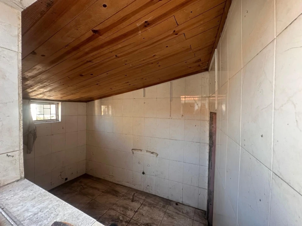 Moradia T2 para Venda em Vilar de Andorinho Foto 13