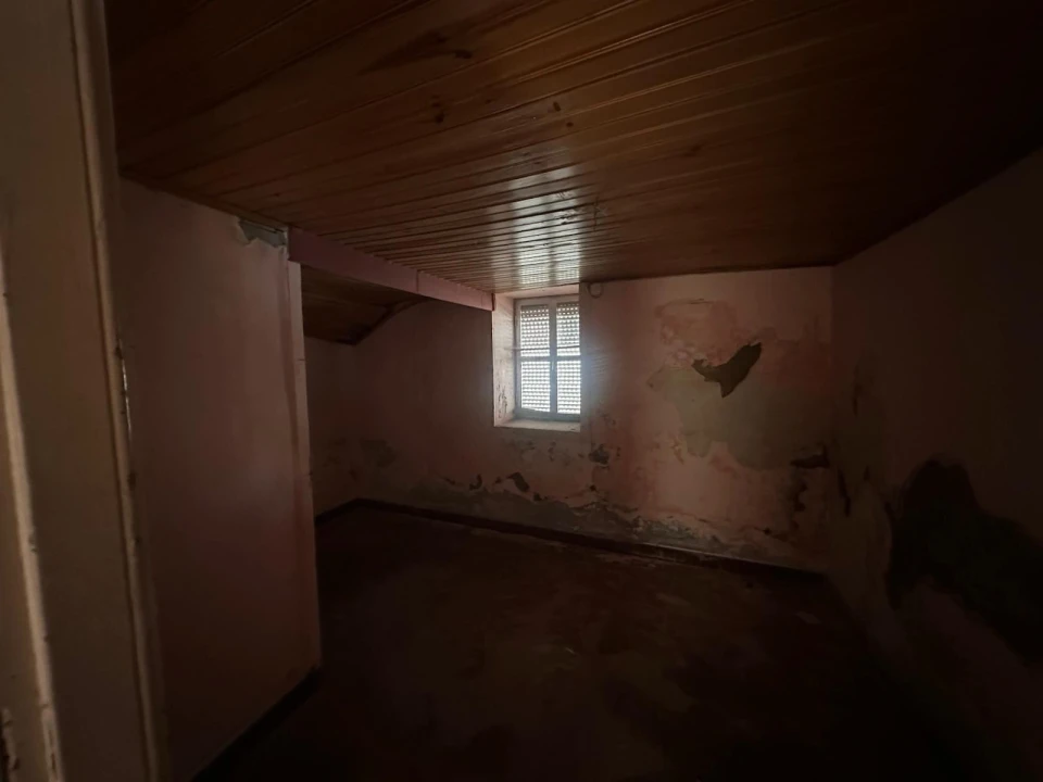 Moradia T2 para Venda em Vilar de Andorinho Foto 25