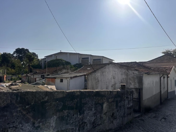 Moradia T2 para Venda em Vilar de Andorinho Foto 1