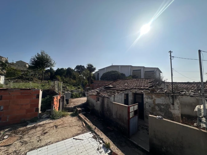 Moradia T2 para Venda em Vilar de Andorinho Foto 2