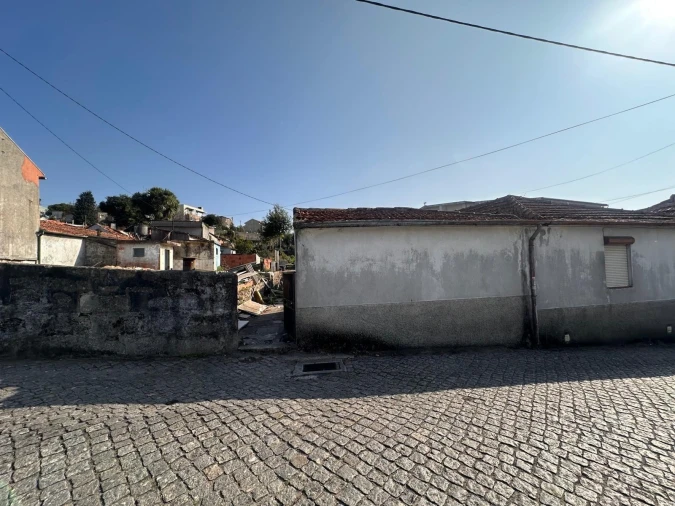 Moradia T2 para Venda em Vilar de Andorinho Foto 9