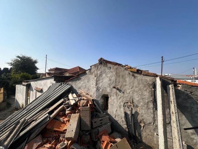 Moradia T2 para Venda em Vilar de Andorinho Foto 10