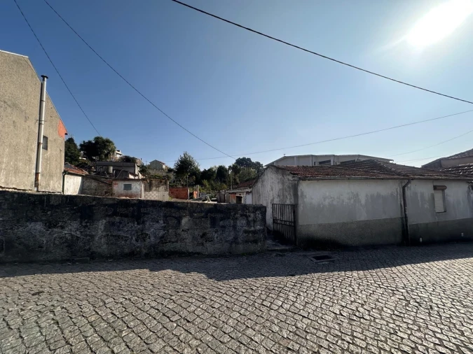 Moradia T2 para Venda em Vilar de Andorinho Foto 17