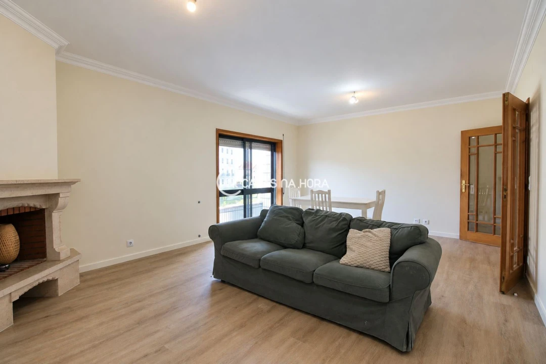 Apartamento T3 para Arrendamento em Oliveira do Douro Foto 3