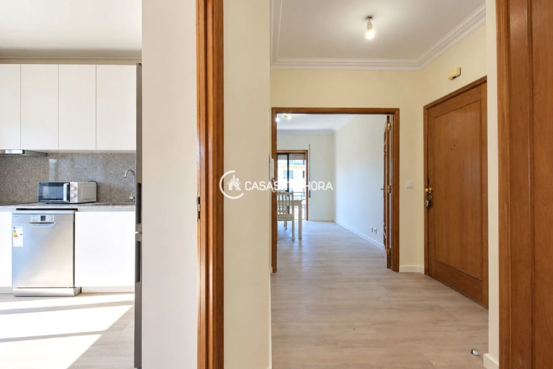 Apartamento T3 para Arrendamento em Oliveira do Douro Foto 13