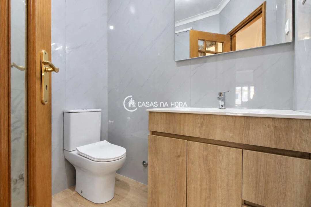 Apartamento T3 para Arrendamento em Oliveira do Douro Foto 20