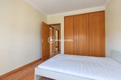 Apartamento T3 para Arrendamento em Oliveira do Douro