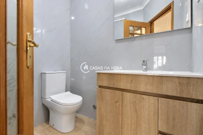 Apartamento T3 para Arrendamento em Oliveira do Douro