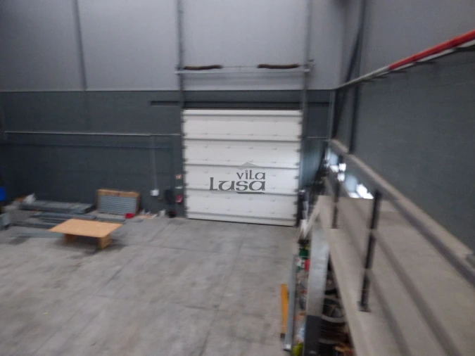 Armazém para Arrendamento em Avintes Foto 2