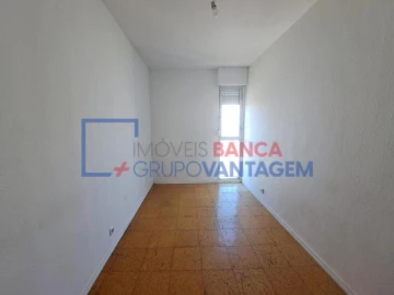 Apartamento T3 para Venda em Corroios