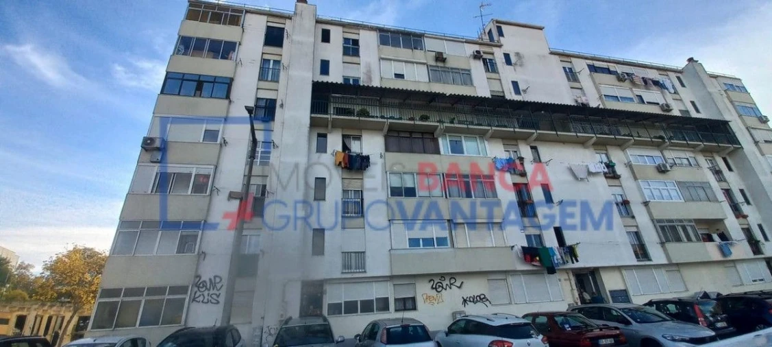 Apartamento T3 para Venda em Corroios Foto 12