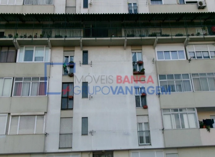 Apartamento T3 para Venda em Corroios Foto 3