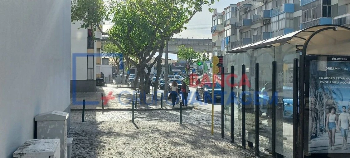 Apartamento T3 para Venda em Corroios Foto 15