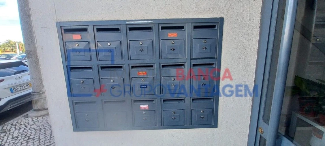 Apartamento T3 para Venda em Corroios Foto 9