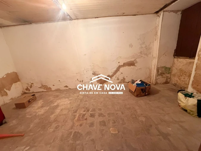 Moradia T3 para Venda em Loule (São Sebastião) Foto 12