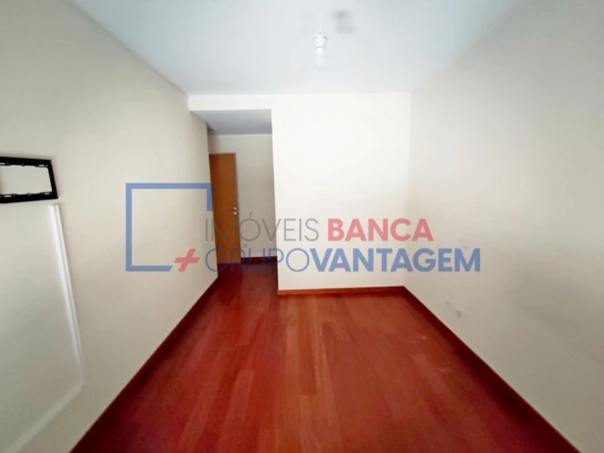 Apartamento T3 para Venda em Ramalde Foto 15