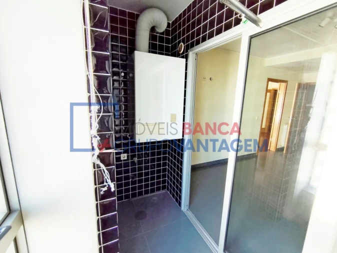 Apartamento T3 para Venda em Ramalde Foto 20