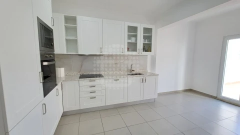 Apartamento T3 para Venda em Albufeira e Olhos de Água