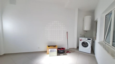 Apartamento T3 para Venda em Albufeira e Olhos de Água